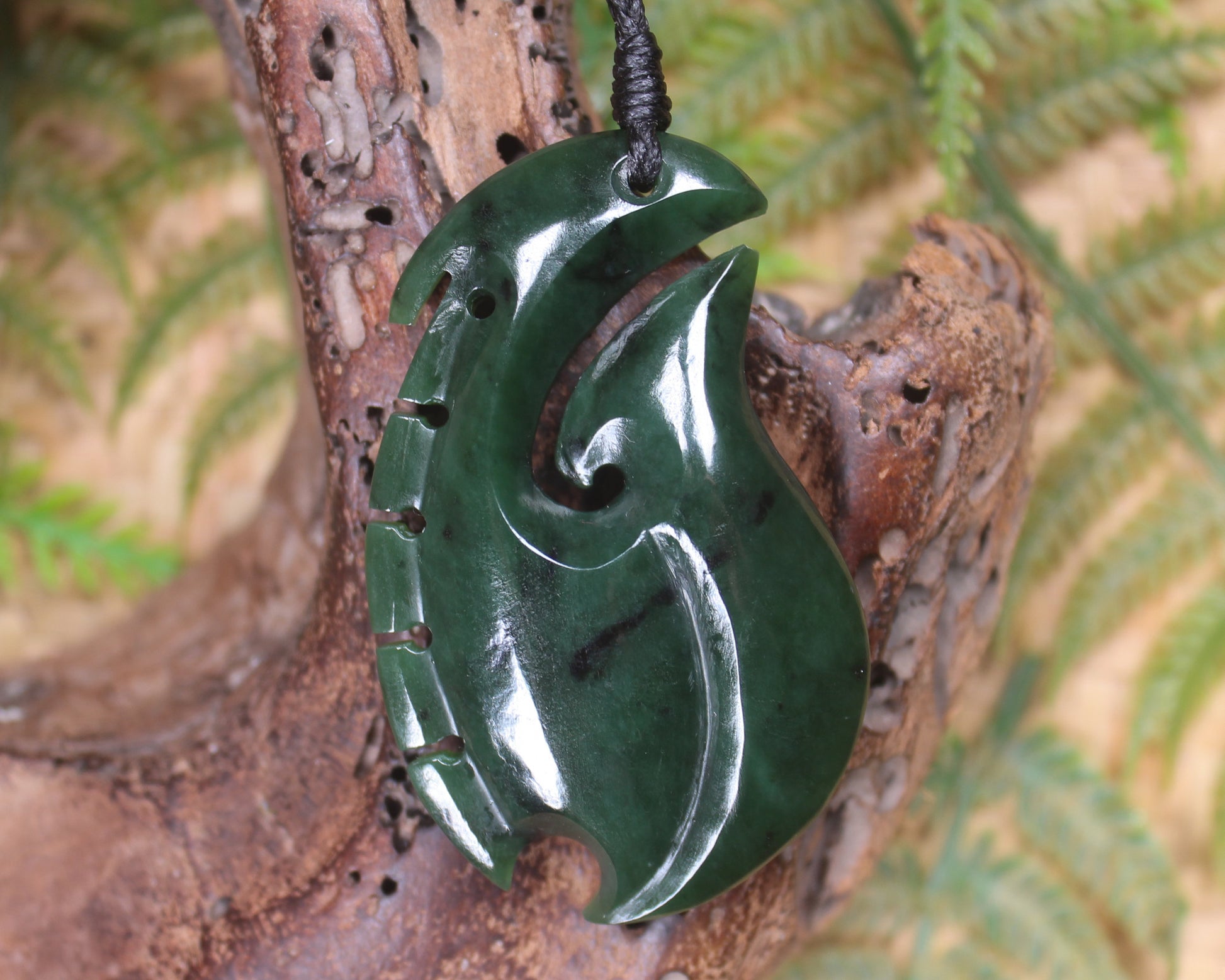 Hei Matau or Fish Hook carved from Kawakawa Pounamu - NZ Greenstone
