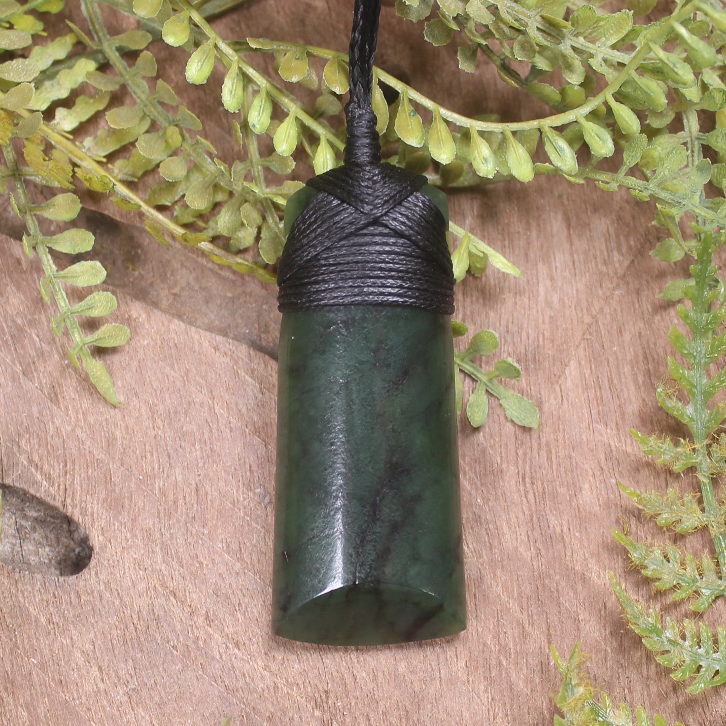 Rimu Pounamu Toki - NZ Greenstone