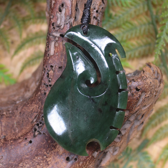 Hei Matau or Fish Hook carved from Kawakawa Pounamu - NZ Greenstone