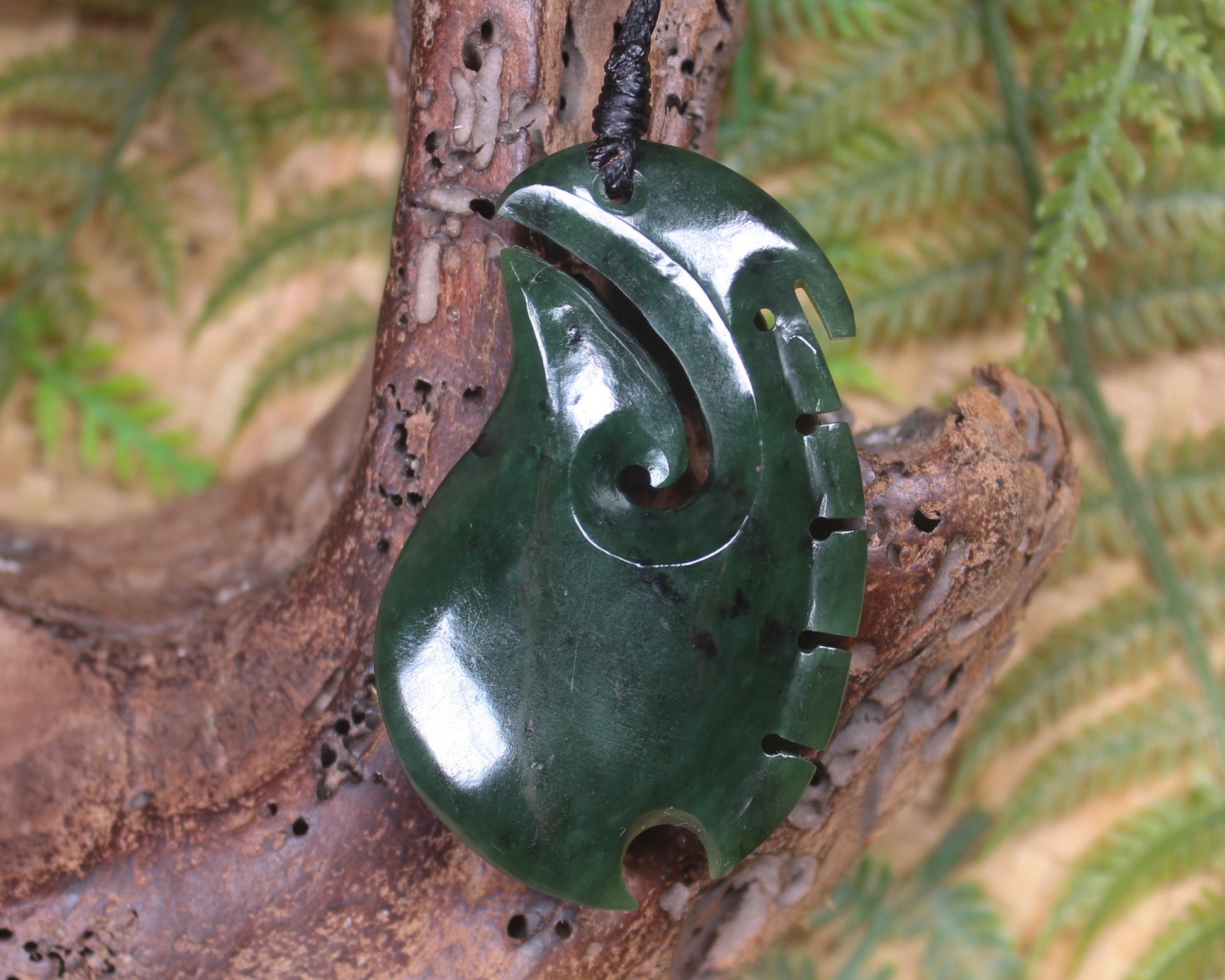 Hei Matau or Fish Hook carved from Kawakawa Pounamu - NZ Greenstone