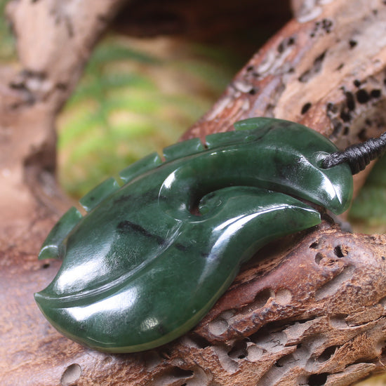 Hei Matau or Fish Hook carved from Kawakawa Pounamu - NZ Greenstone