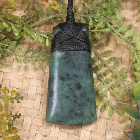 Inanga Pounamu Toki