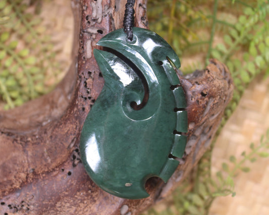 Hei Matau or Fish Hook carved from Kawakawa Pounamu - NZ Greenstone