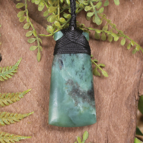 Inanga Pounamu Toki