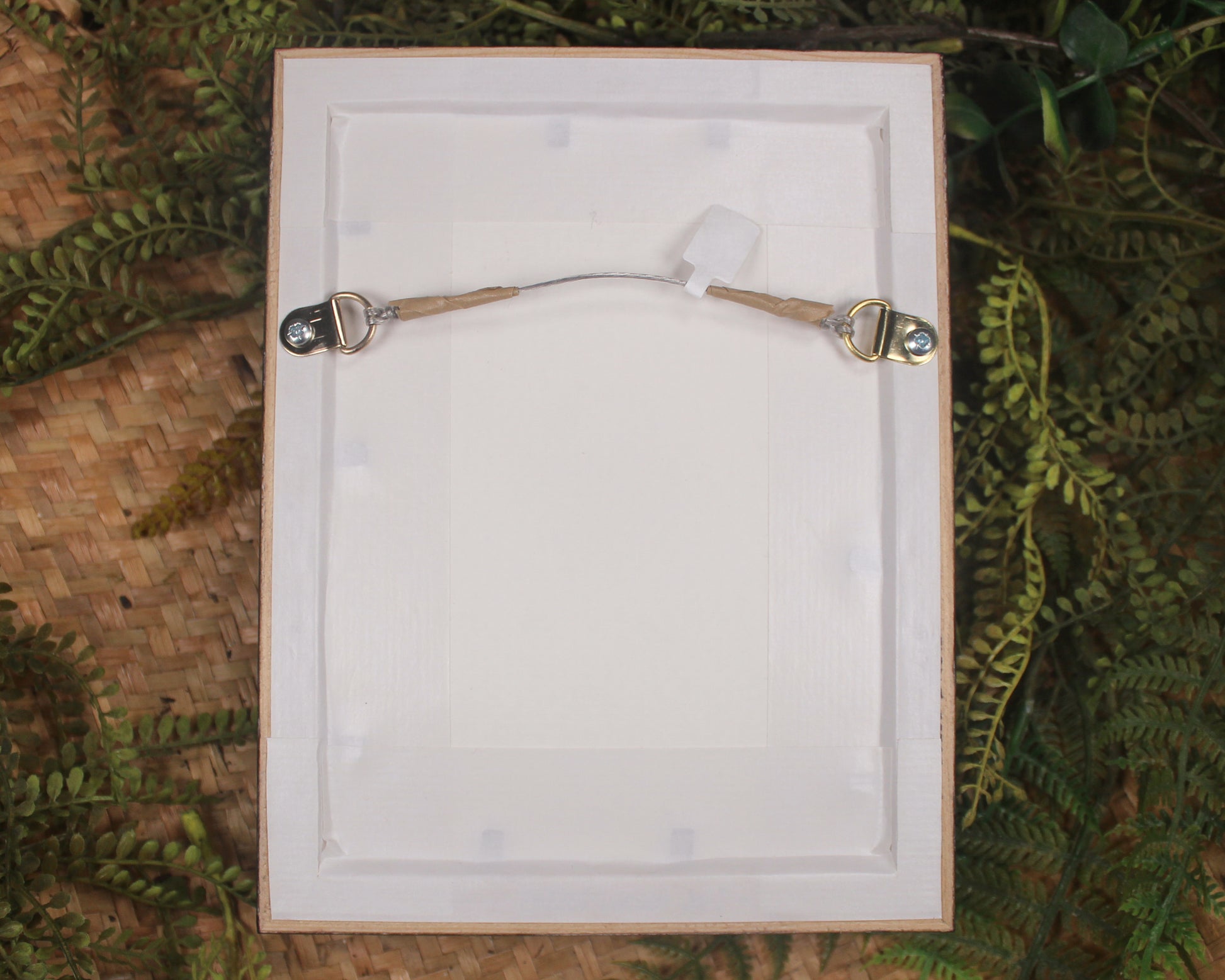 Framed Rimu Pounamu Twist Pendant - NZ Greenstone