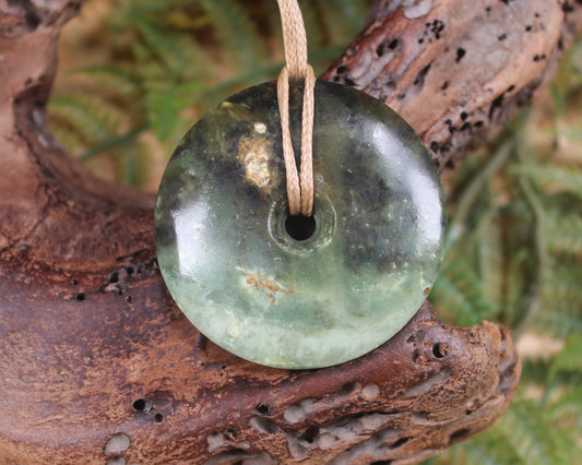 Porowhita carved from Rimu Pounamu - NZ Greenstone