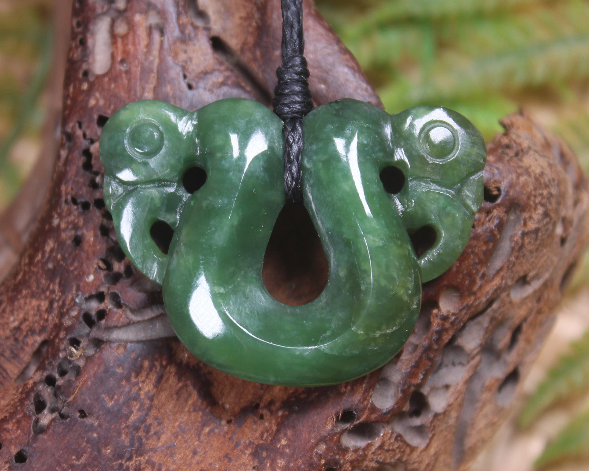 Pekapeka Pendant carved from Hapopo Pounamu - NZ Greenstone