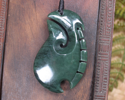 Hei Matau or Fish Hook carved from Kawakawa Pounamu - NZ Greenstone