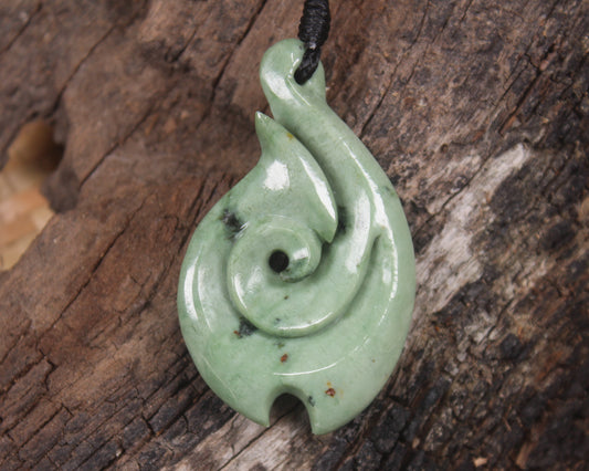 Hei Matau or Fish Hook carved from Kawakawa Pounamu - NZ Greenstone