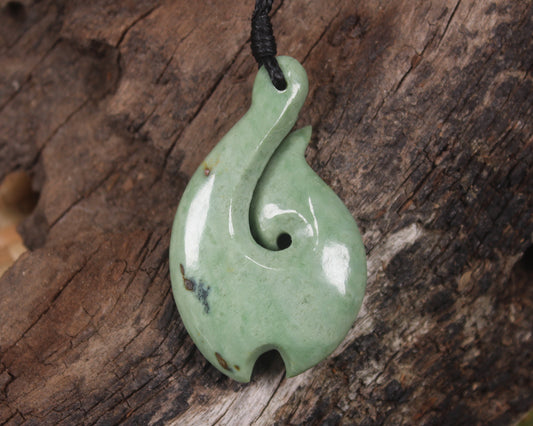 Hei Matau or Fish Hook carved from Kawakawa Pounamu - NZ Greenstone