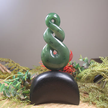Twist Sculpture carved from Kawakawa Pounamu - NZ Greenstone