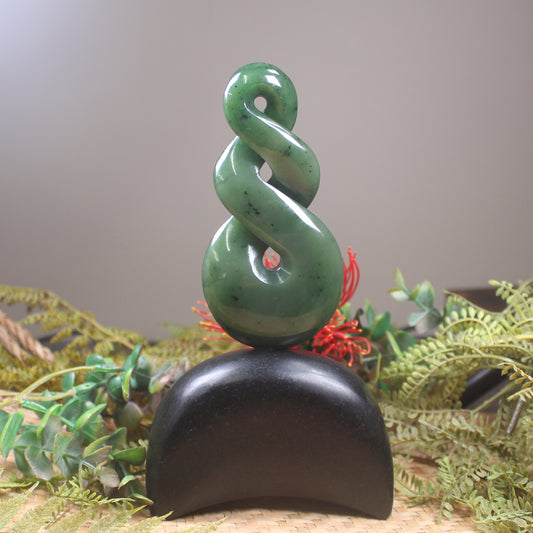 Twist Sculpture carved from Kawakawa Pounamu - NZ Greenstone