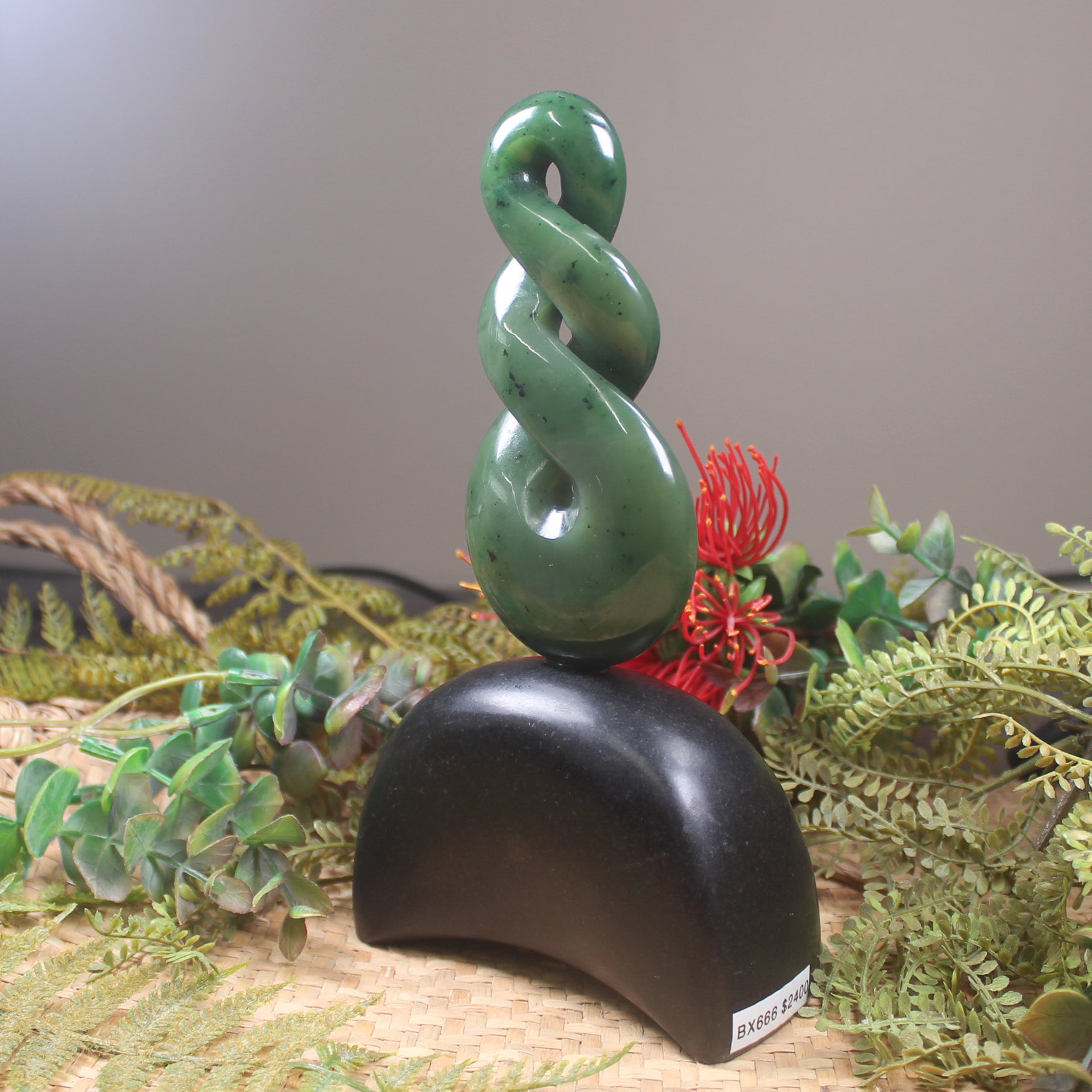 Twist Sculpture carved from Kawakawa Pounamu - NZ Greenstone