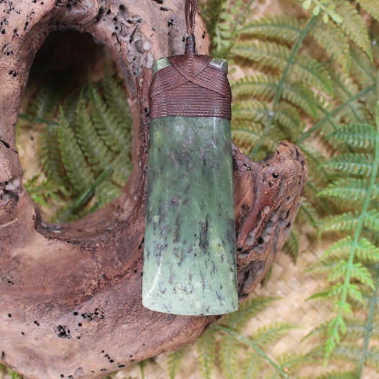 Toki or Adze Pendant carved from Rimu Pounamu - NZ Greenstone