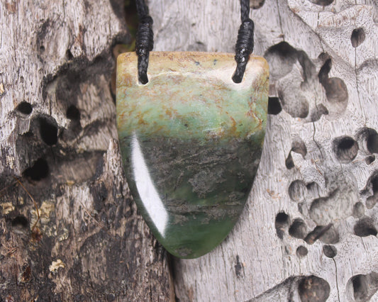 Taniwha Tooth or Niho carved from Flower Jade Pounamu - NZ Greenstone