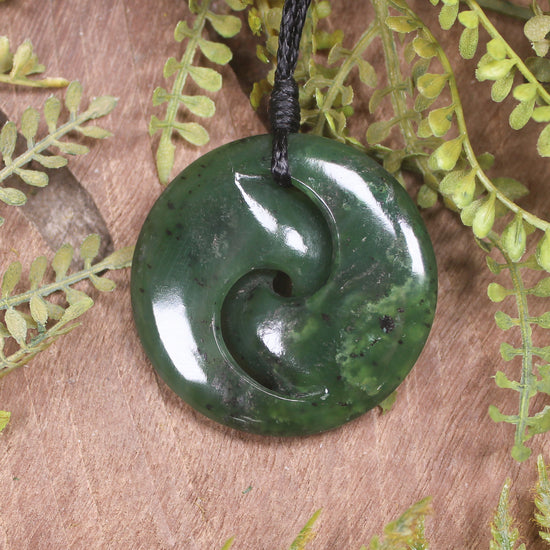 Kawakawa Pounamu Koru