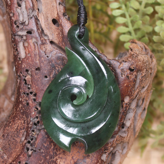 Hei Matau or Fish Hook carved from Kawakawa Pounamu - NZ Greenstone