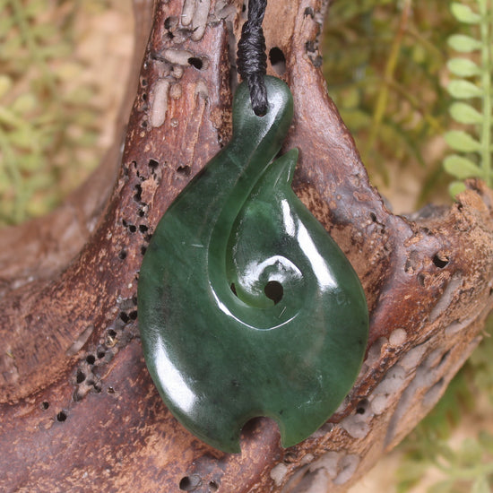 Hei Matau or Fish Hook carved from Kawakawa Pounamu - NZ Greenstone