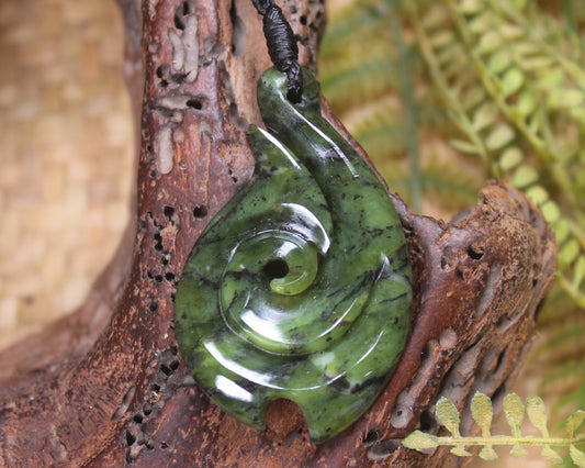 Douglas Creek pounamu hei matau pendant - NZ Greenstone
