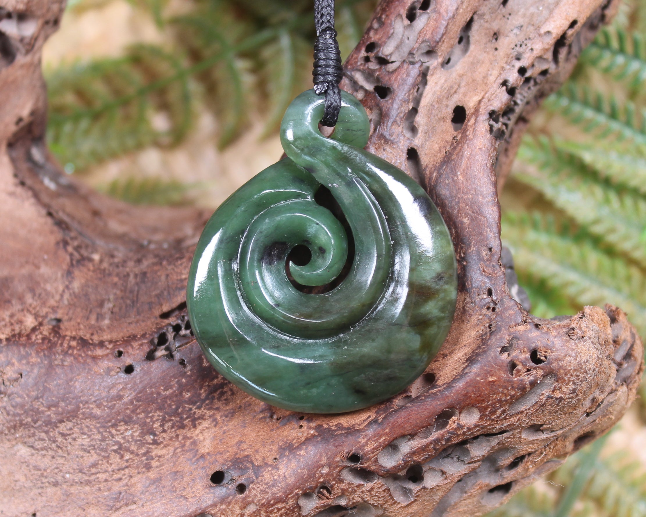 Koru Twist carved from Hapopo Pounamu - NZ Greenstone