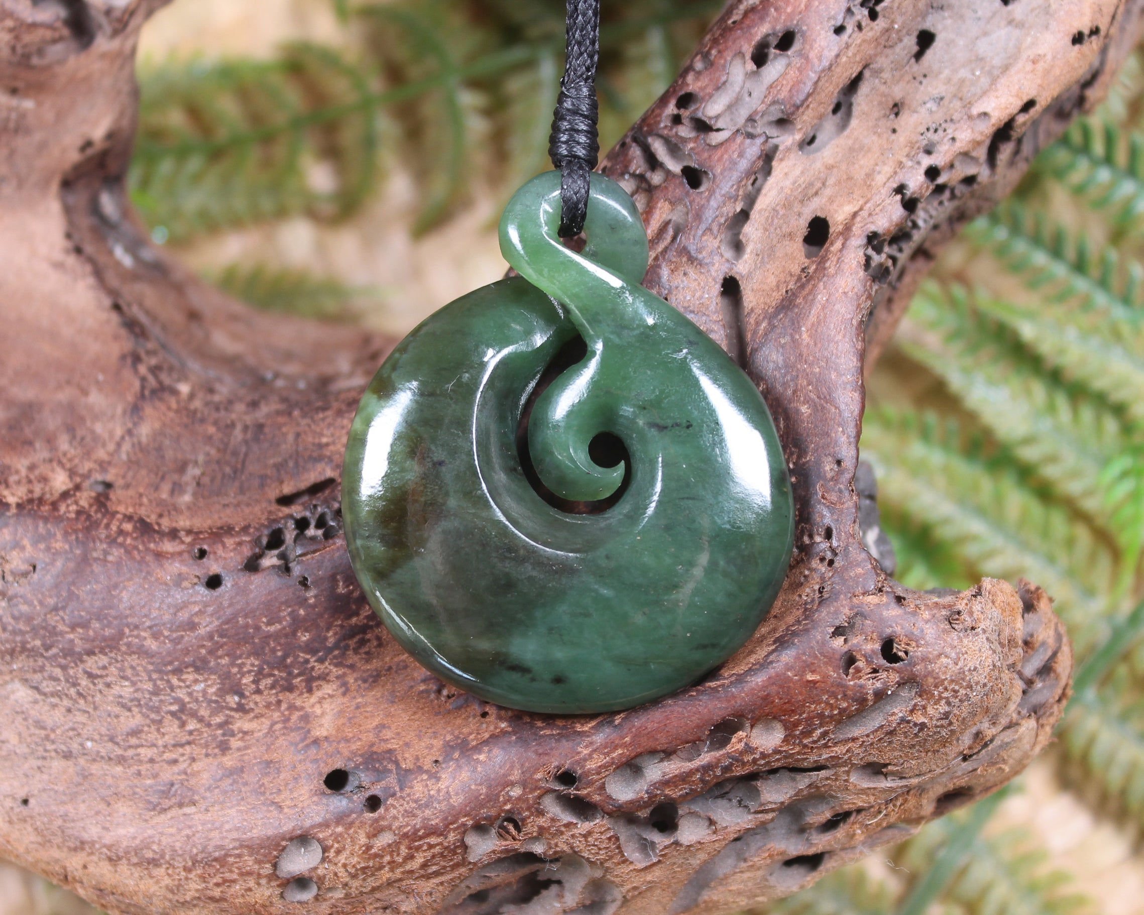 Koru Twist carved from Hapopo Pounamu - NZ Greenstone