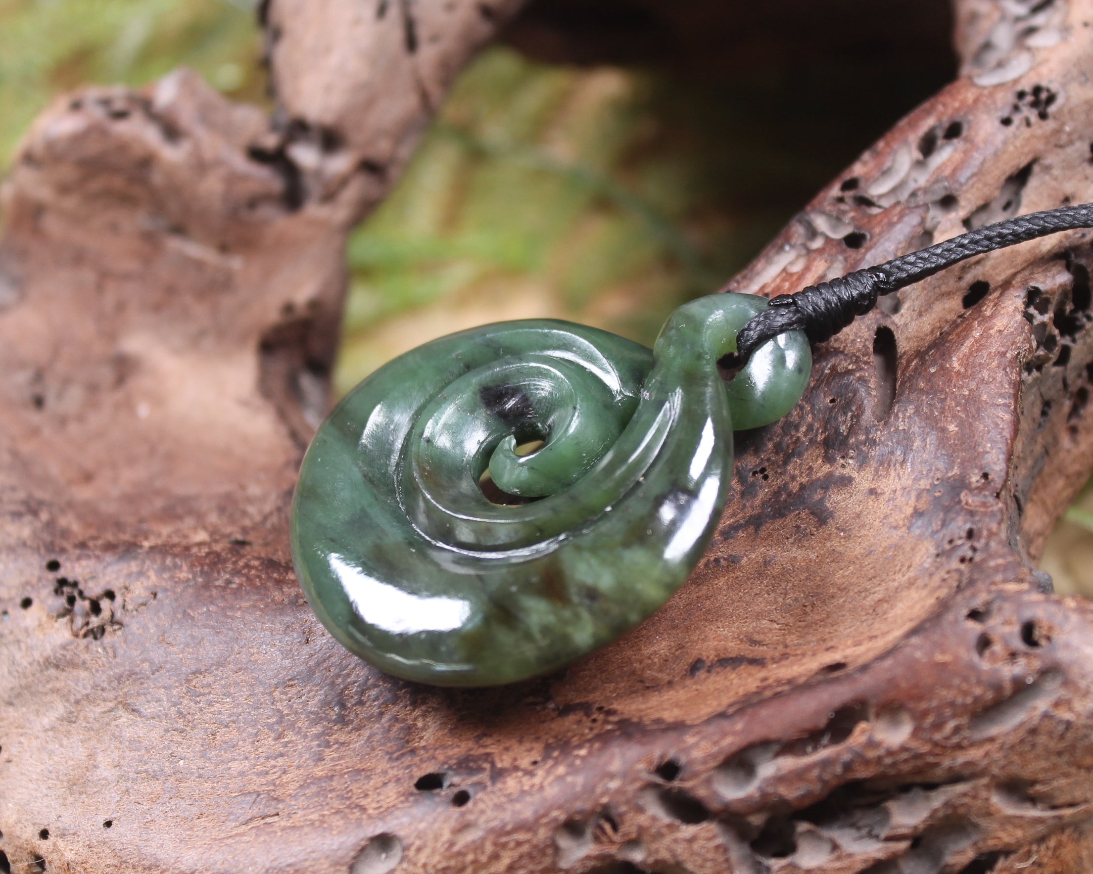 Koru Twist carved from Hapopo Pounamu - NZ Greenstone