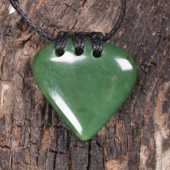 Hapopo Pounamu Tooth pendant