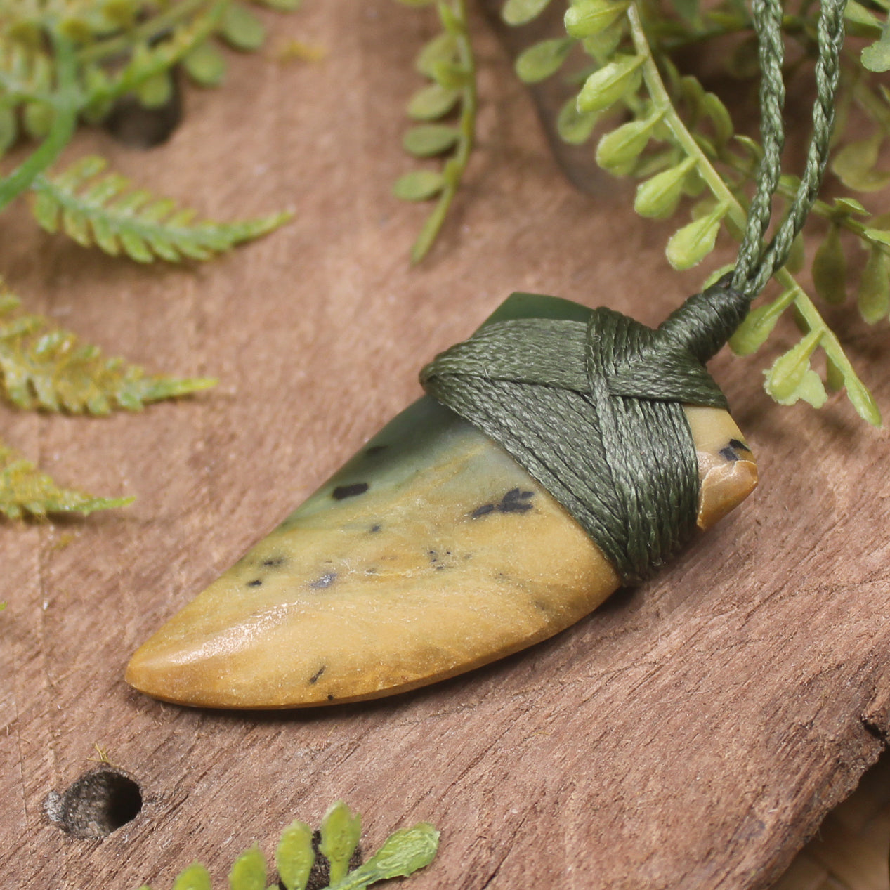 Flower Jade Pounamu Taniwha Tooth pendant