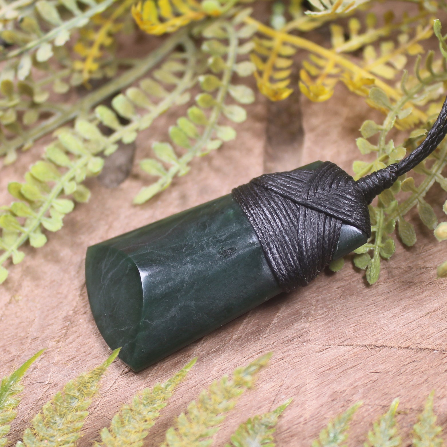 Kawakawa Pounamu Toki