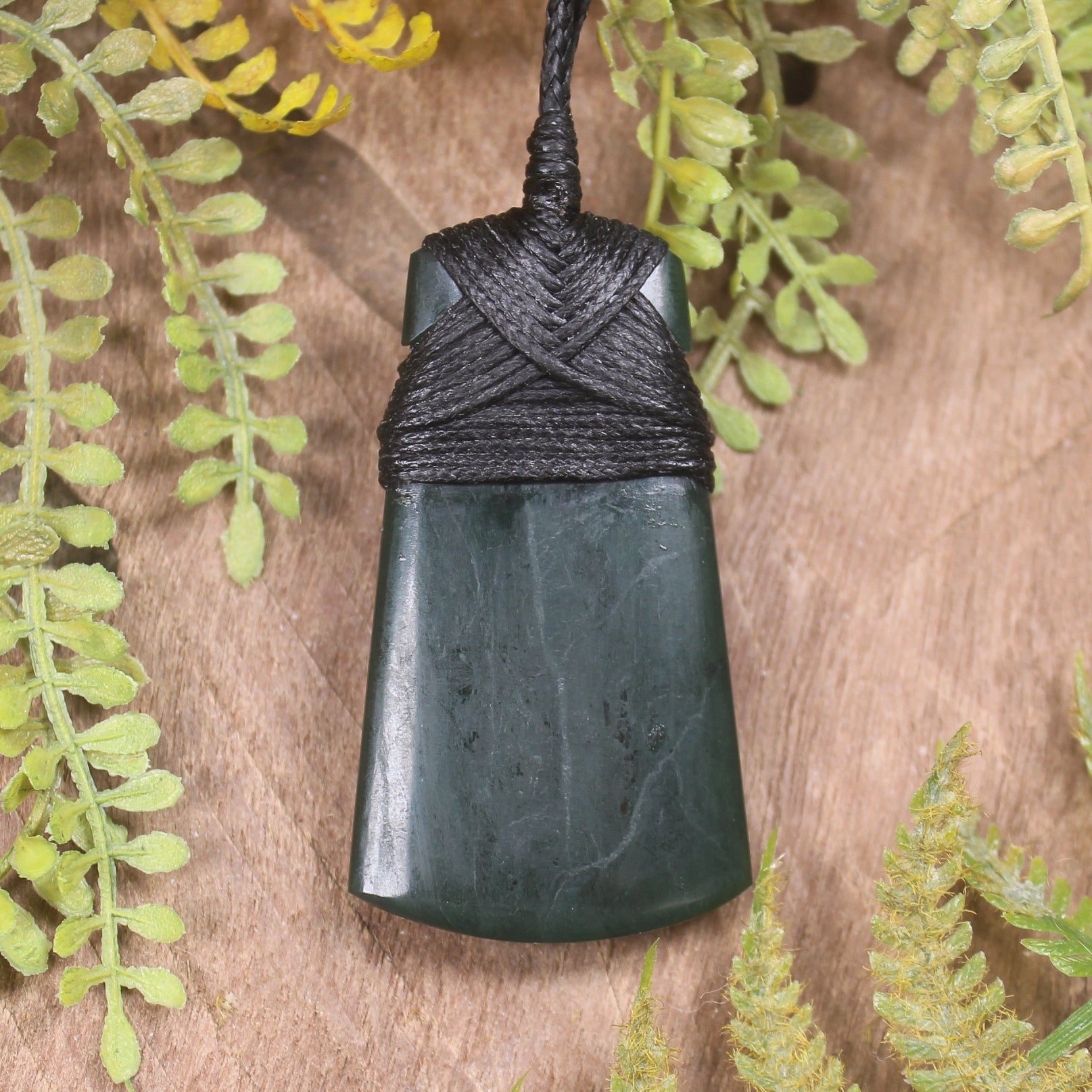 Kawakawa Pounamu Toki