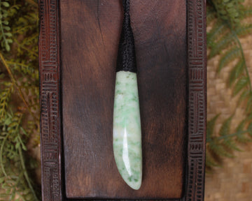 Roimata or Teardop  carved from Grossular Garnet