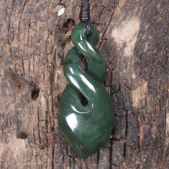 Twist carved from Kawakawa Pounamu - NZ Greenstone