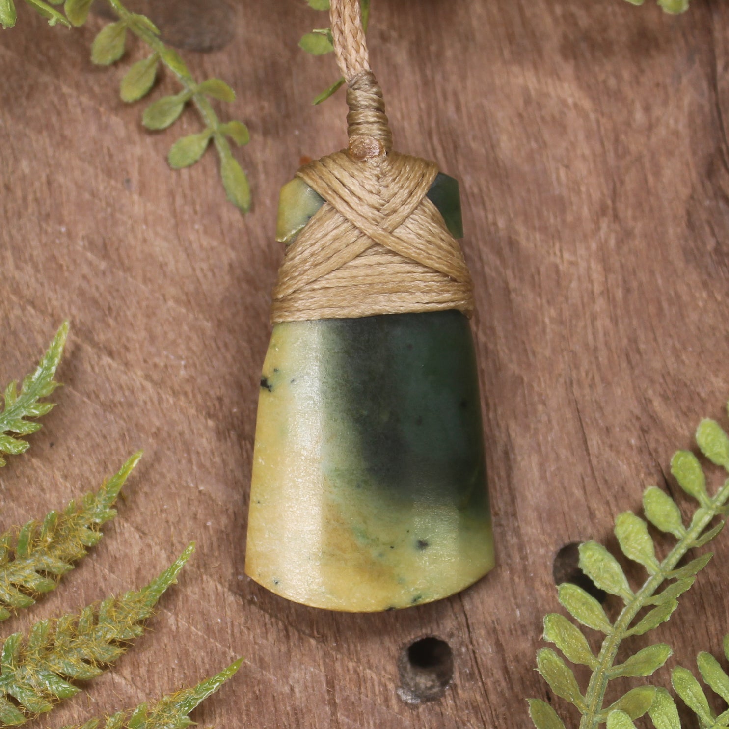 Flower Jade Pounamu Toki Pendant - NZ Greenstone