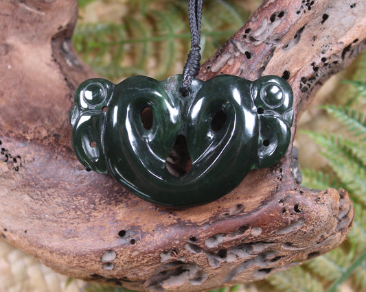 Pekapeka Pendant carved from Kawakawa Pounamu - NZ Greenstone