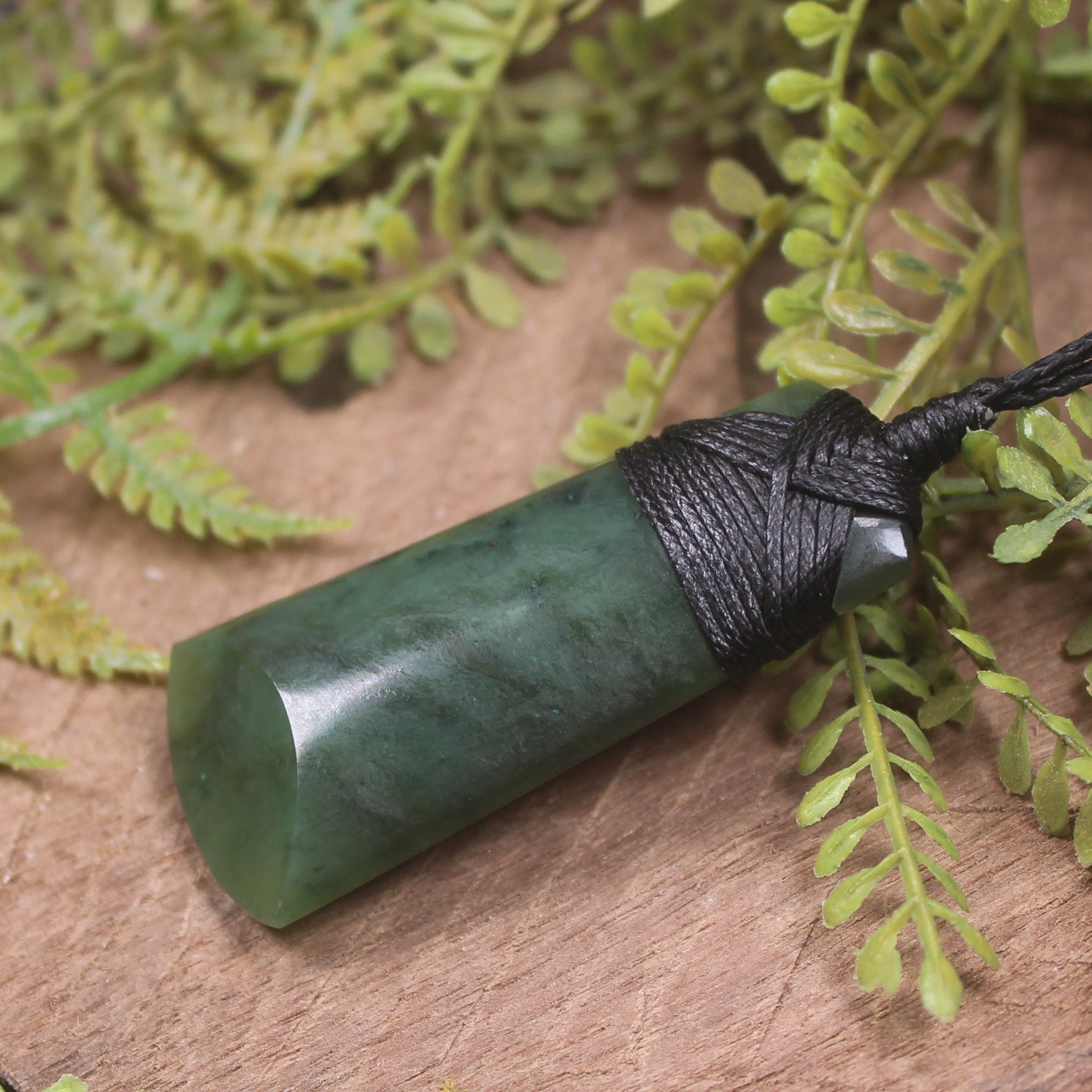 Kawakawa Pounamu Toki