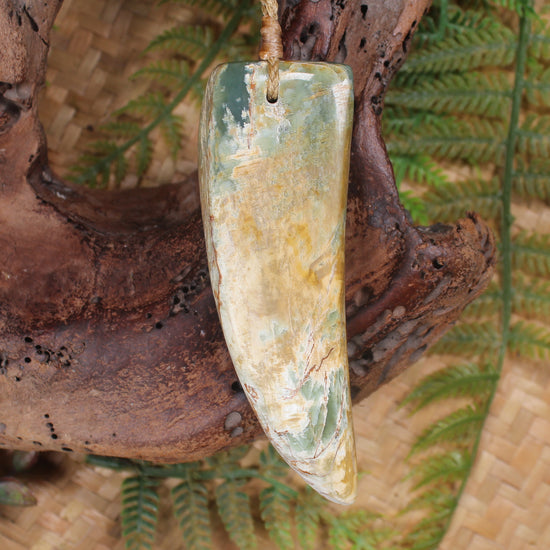 Taniwha Tooth or Niho carved from Flower Jade Pounamu - NZ Greenstone