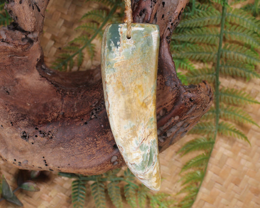 Taniwha Tooth or Niho carved from Flower Jade Pounamu - NZ Greenstone