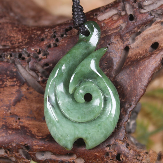 Hei Matau or Fish Hook carved from Kawakawa Pounamu - NZ Greenstone