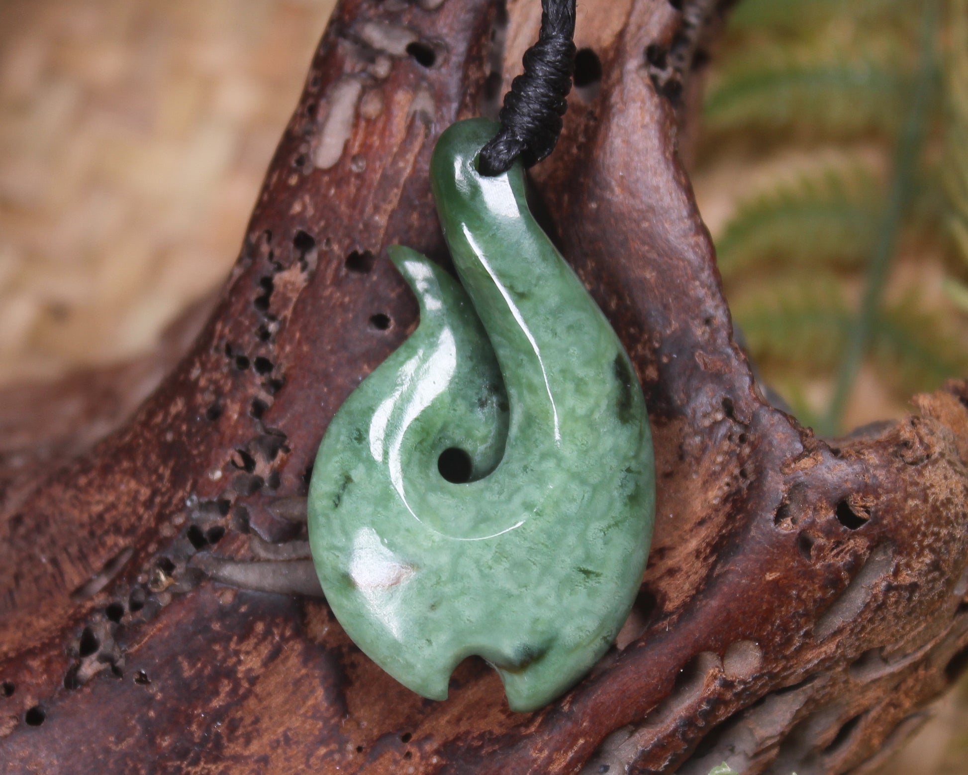 Hei Matau or Fish Hook carved from Kawakawa Pounamu - NZ Greenstone