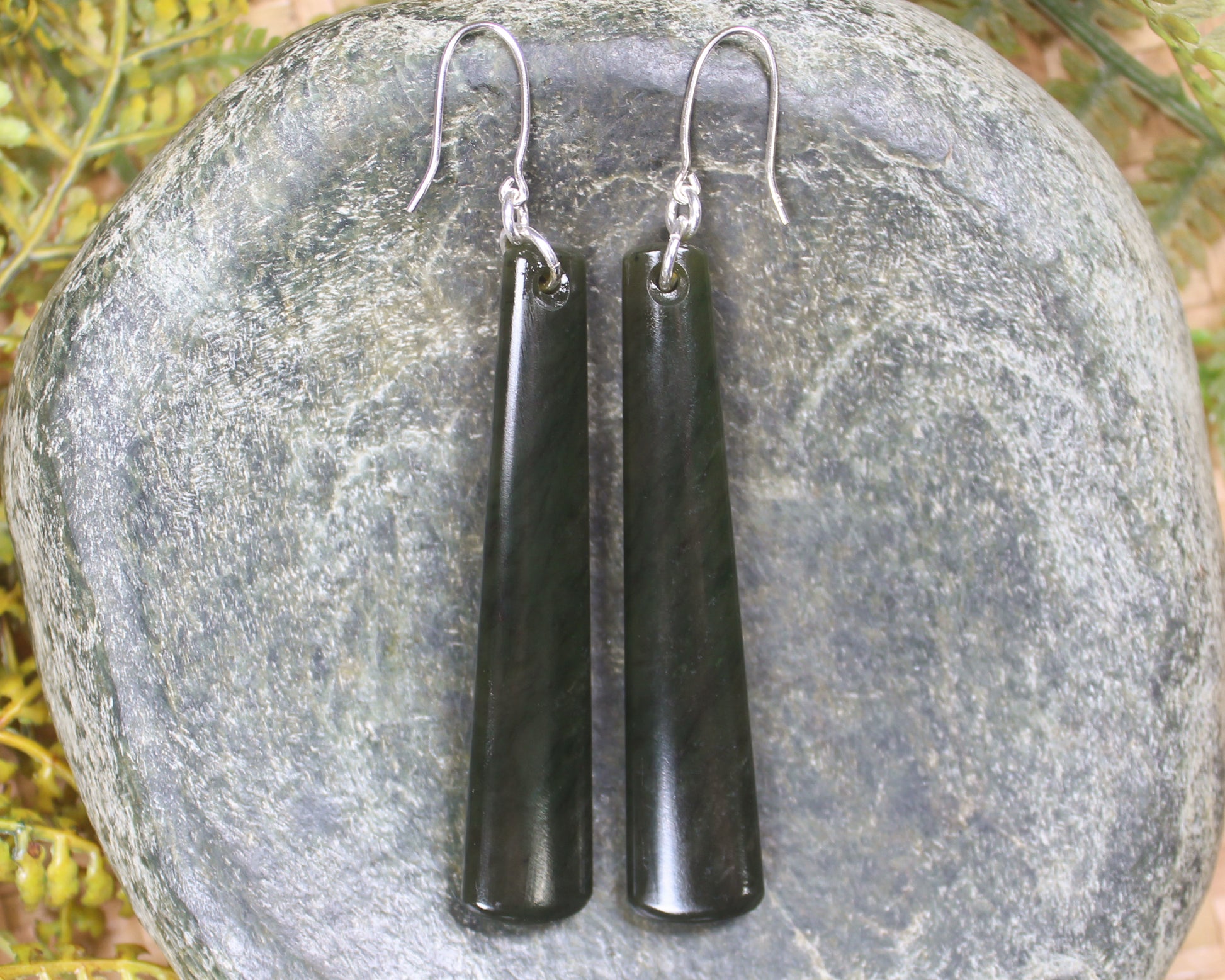 Roimata or Teardrop earrings carved from Rimu Pounamu - NZ Greenstone