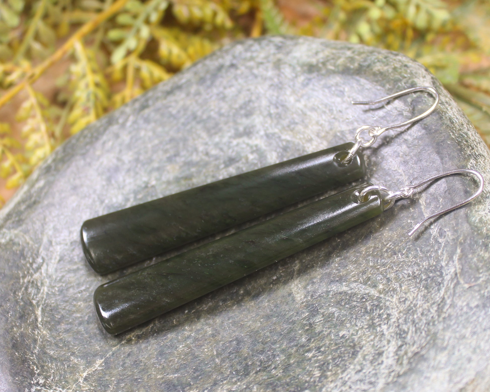 Roimata or Teardrop earrings carved from Rimu Pounamu - NZ Greenstone