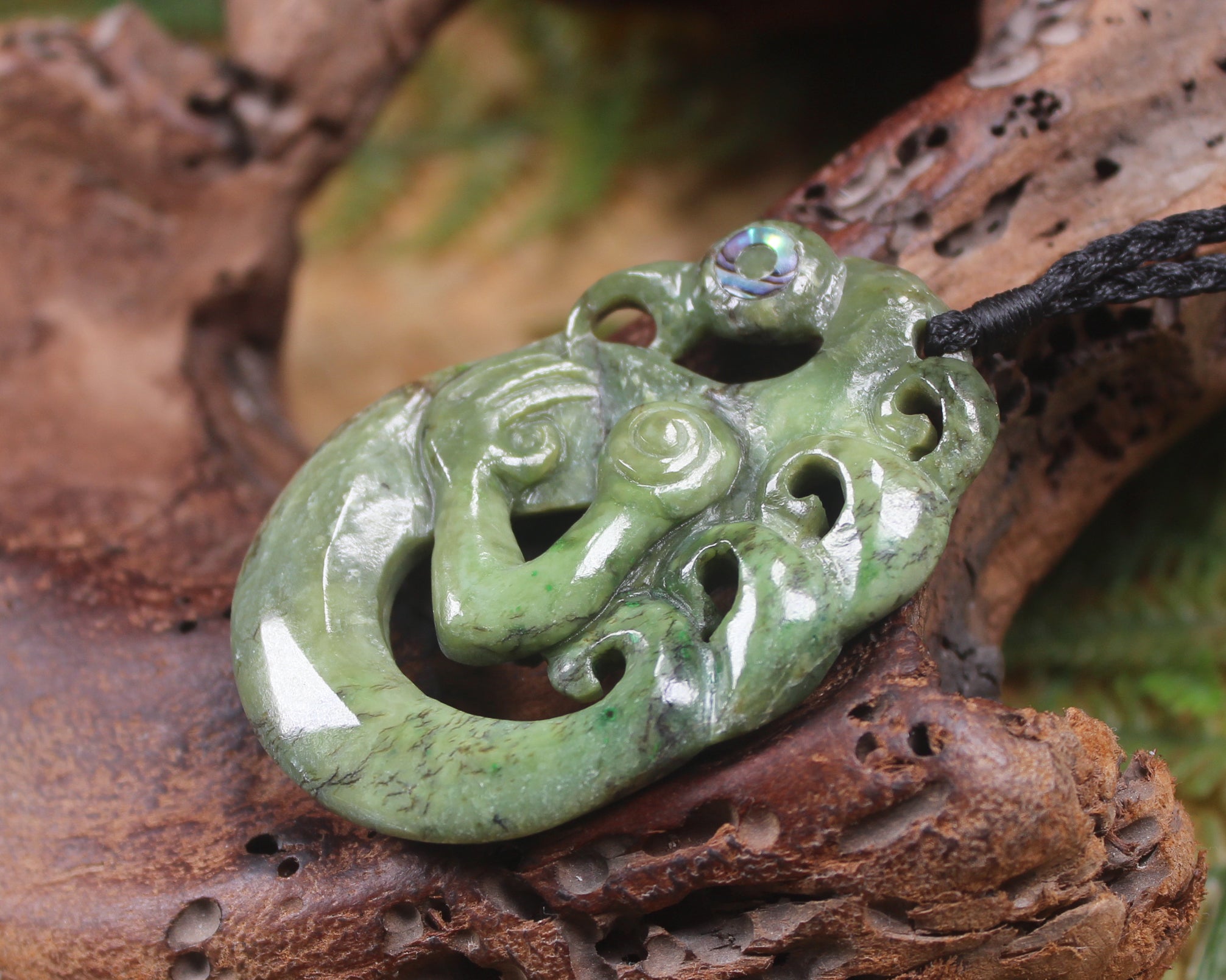 Manaia pendant carved from Rimu Pounamu - NZ Greenstone