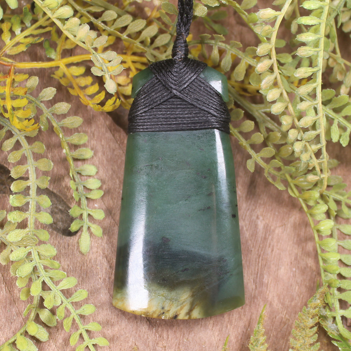 Flower Jade Pounamu Toki
