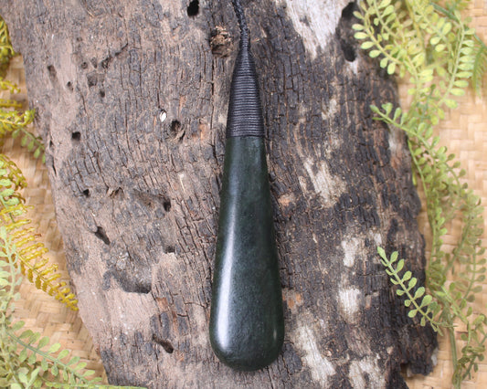 Kawakawa Pounamu Roimata Pendant - NZ Greenstone