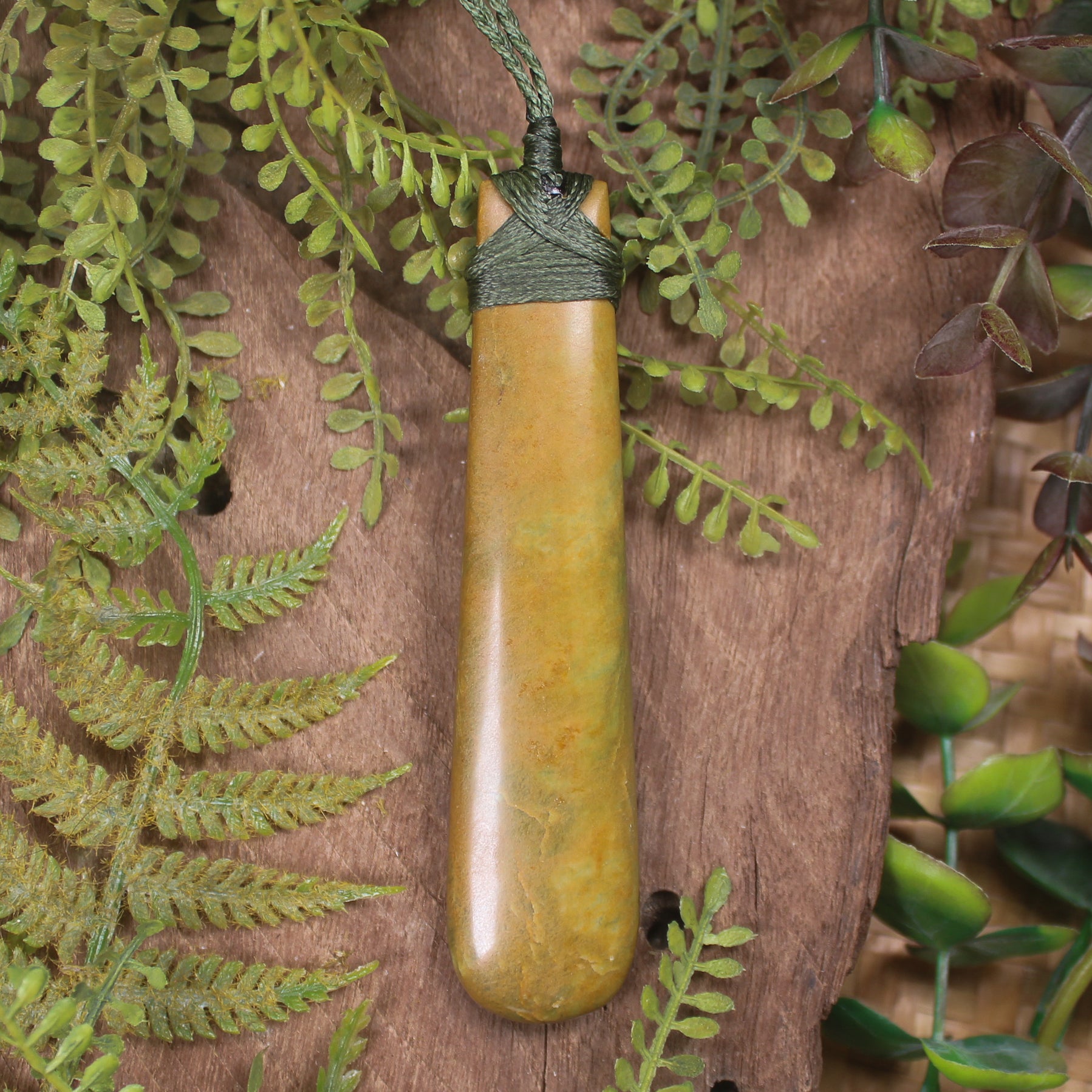 Flower Jade Pounamu - NZ Greenstone