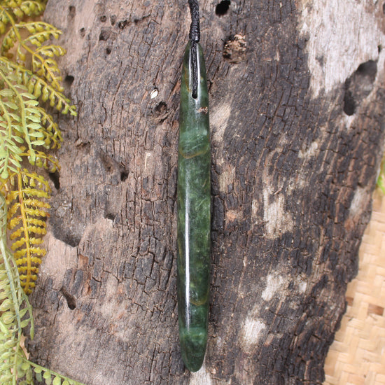 Roimata Teardrop carved from Hapopo Pounamu - NZ Greenstone