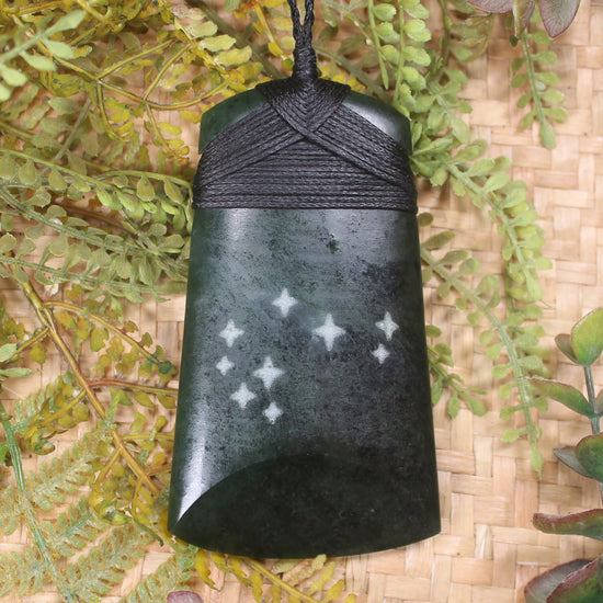 Kawakawa Pounamu Toki