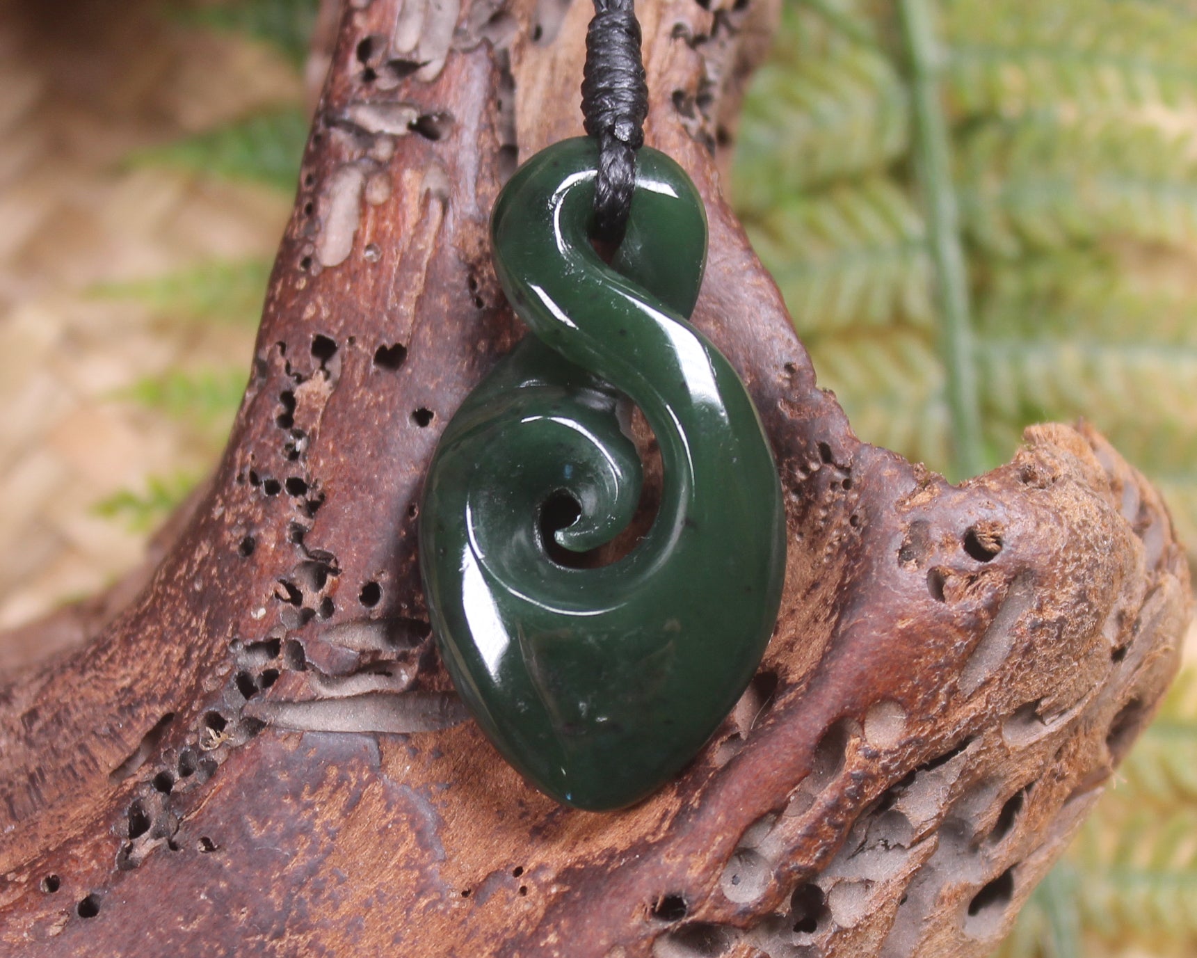 Koru Twist carved from Kawakawa Pounamu - NZ Greenstone