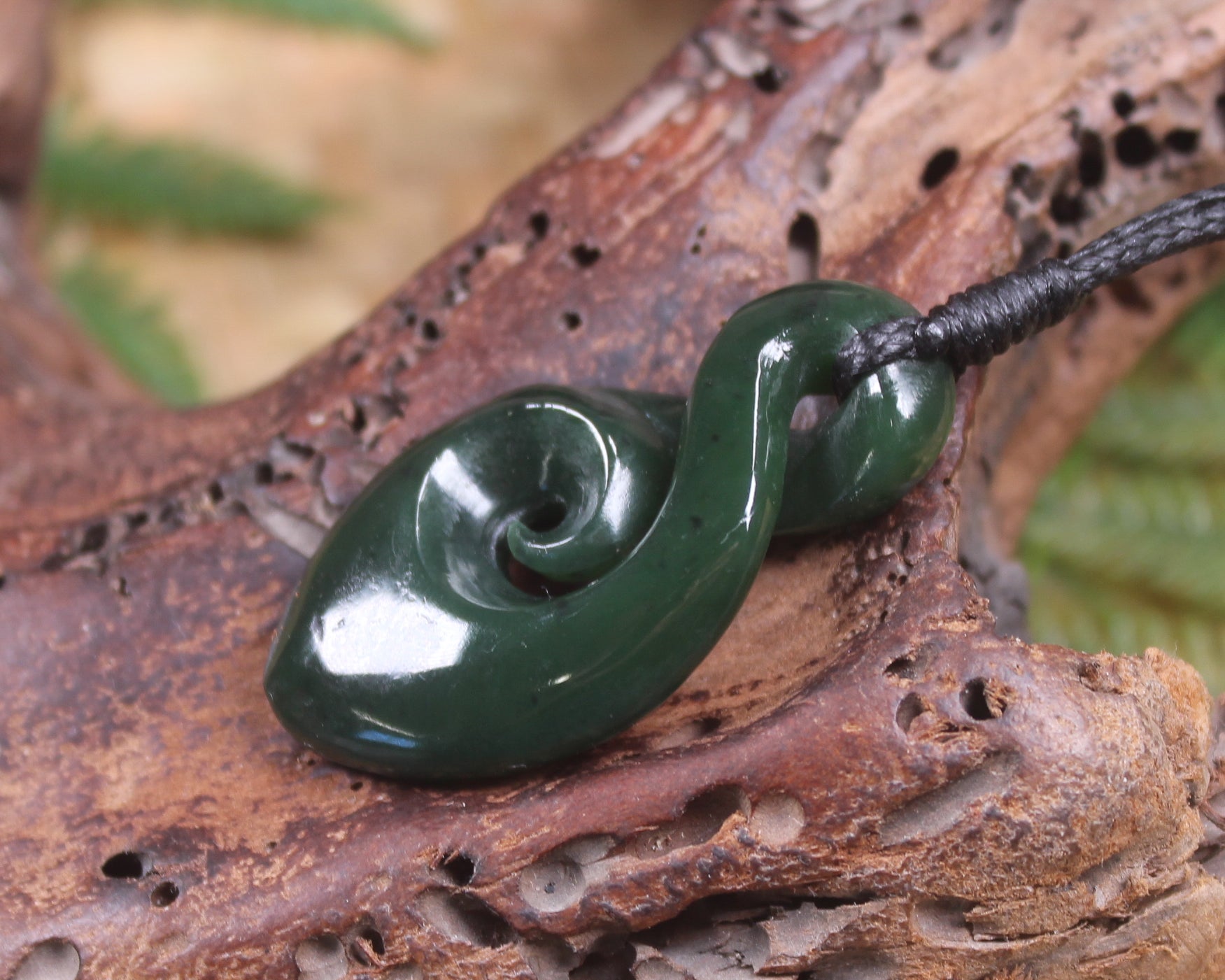 Koru Twist carved from Kawakawa Pounamu - NZ Greenstone