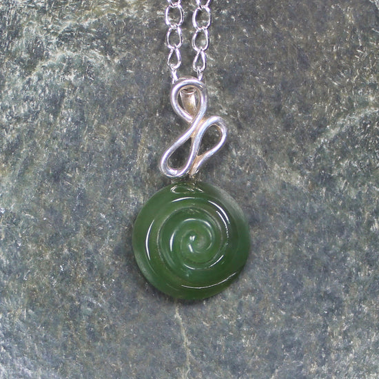 Kawakawa Pounamu pendant set in Sterling Silver - NZ Greenstone